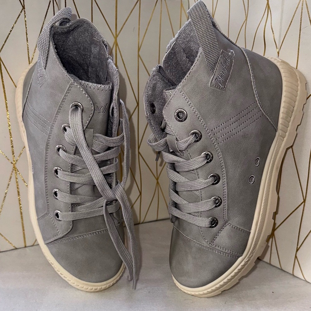 Gray Blowfish Malibu High Top Sneakers - Size 5 - NWOT